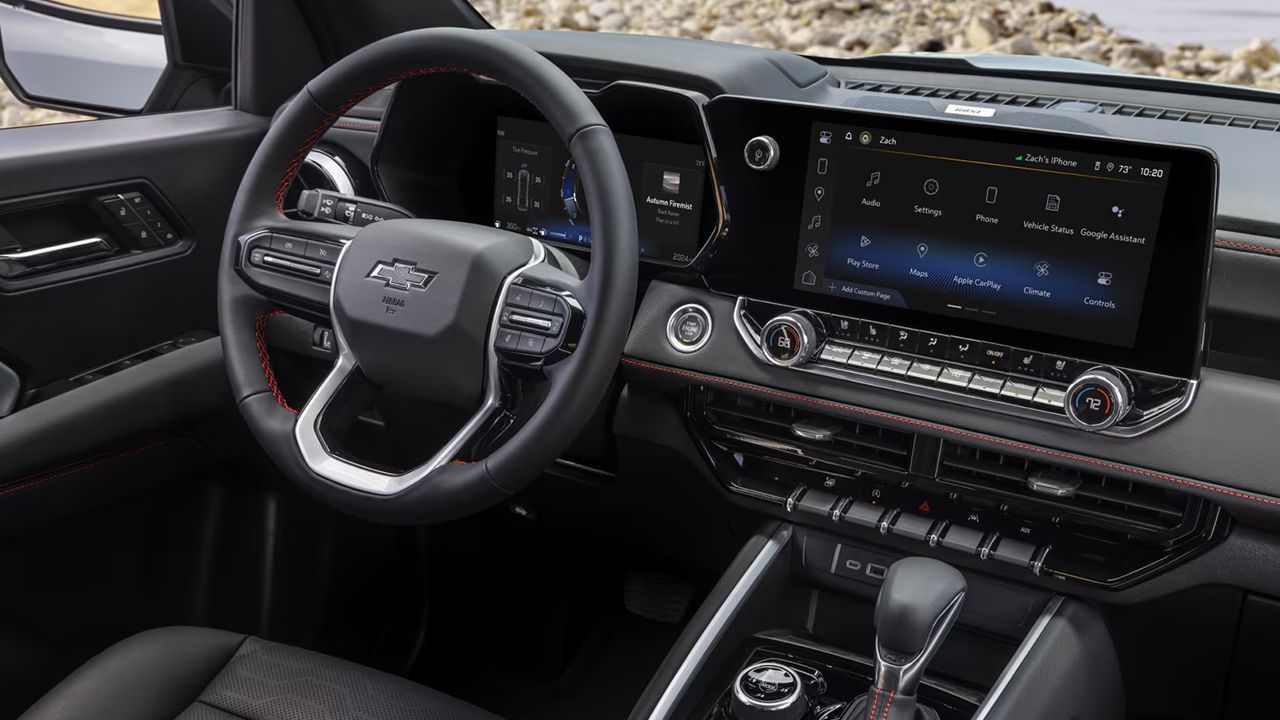 Tableau de bord et écran tactile du Chevrolet Colorado 2026
